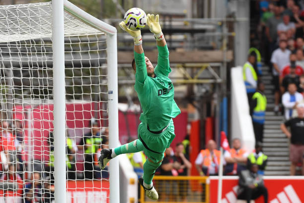 尽管有些比 尽管有些比