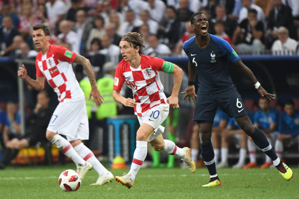 一蹴而就的 一蹴而就的