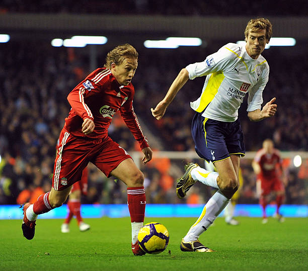 力的防守球 力的防守球